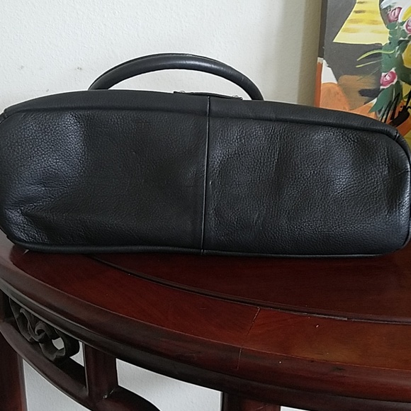 B Makowsky black leather satchel - Picture 8 of 8